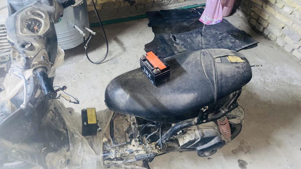 سكنس نثية ابيع كوم حديد. شغالة بيها مشكلة تطوف ماعندي مجال اصلح. سعر200 مكاني بغداد الرشاد ***********
