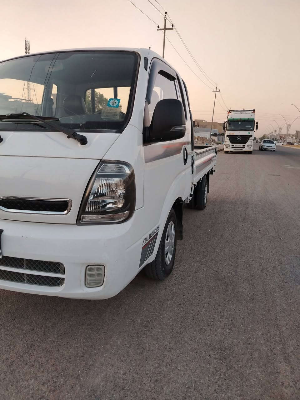 كيا 2700رقم صلاح الدين موديل 2021 السياره نظيفه بيها ملاحظات بسيطه سعر مناسب جدا العنوان كركوك حي العسكري سنويه الحد 2031 تخم تايرات جدد تبريد ثلج رقم انگليزي ***********
