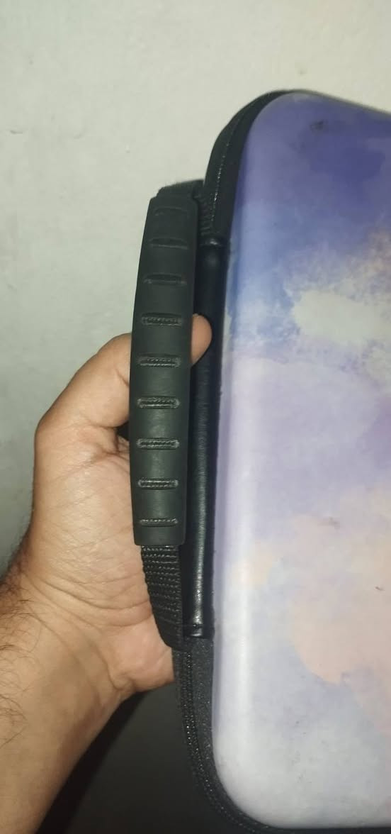 حقيبة ننتندو سويج اولد و عادي 
كوالتي جدا عالي
السعر ٨ الاف


**إذا كنت صاحب هذا الإعلان وتريد حذفه لأي سبب، رجاءا أرسل رسالة إلى الدعم الفني**