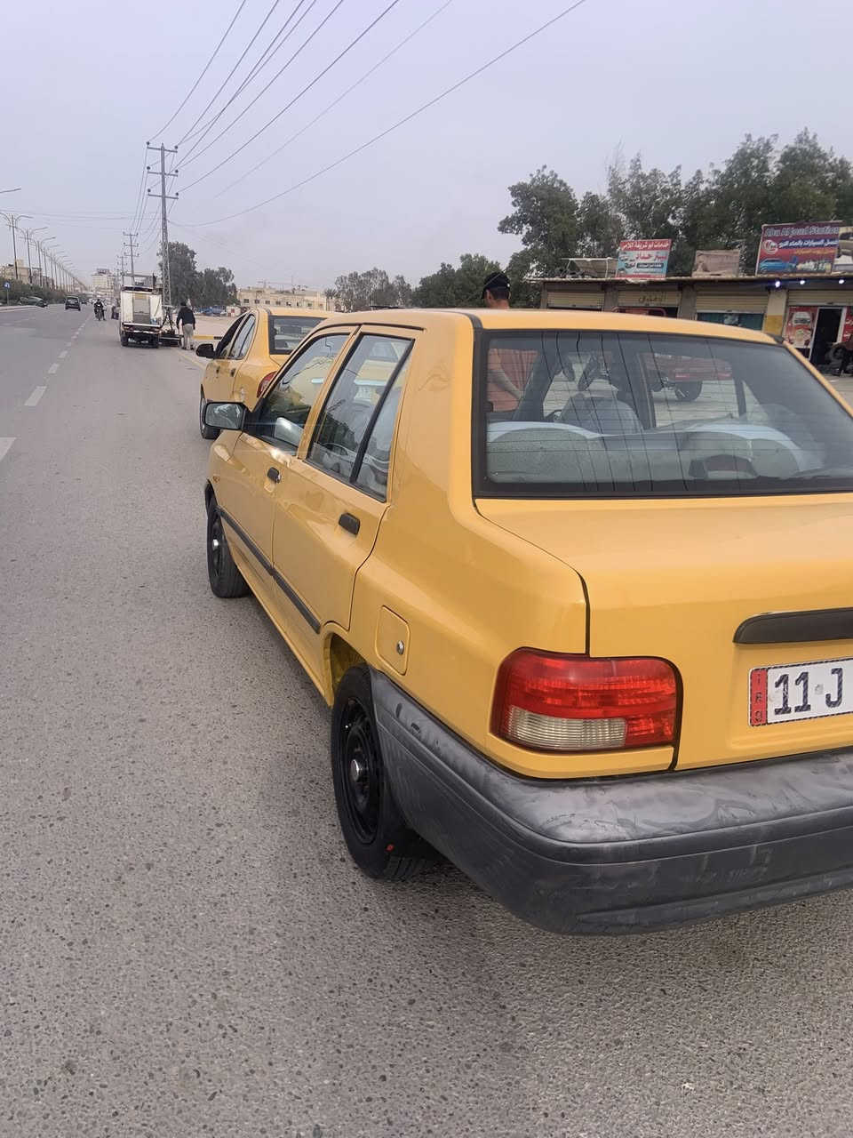 السلام عليكم سايبة فول نضافه تبريد تدفه شغال موديل 2017 سياره خير من الله كير محرك مكفول سياره مكفوله ماعدا الجاملغ امبدل فقط لاستفسار ***********
