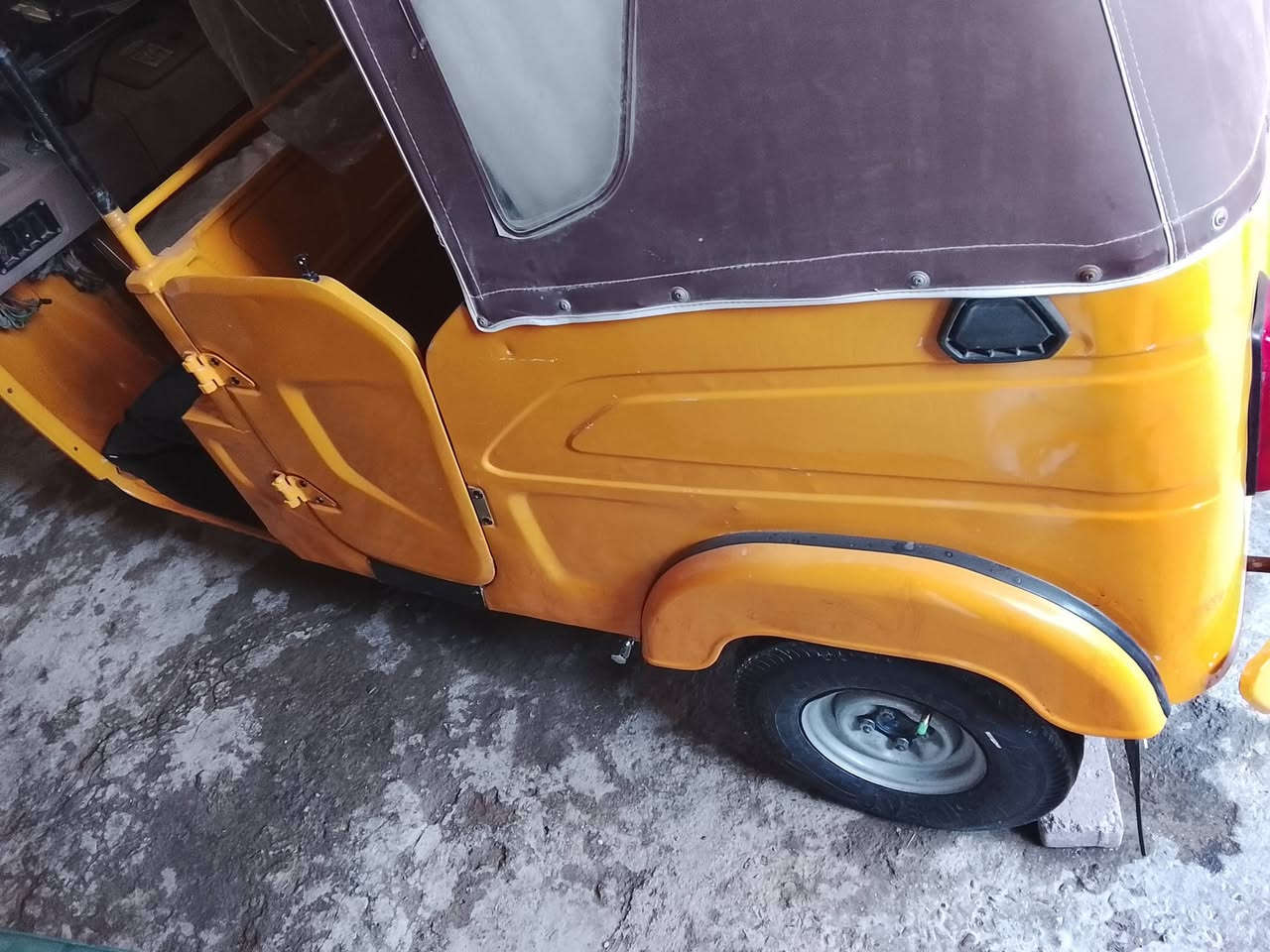 سلام عليكم تكتك للبيع مديل 21
شهر 5 مصبوقه جماليه رقم عربي بكاني بغداد الفضيليه 
للستفسار نتصل على الرقم ***********
السعر 7800
