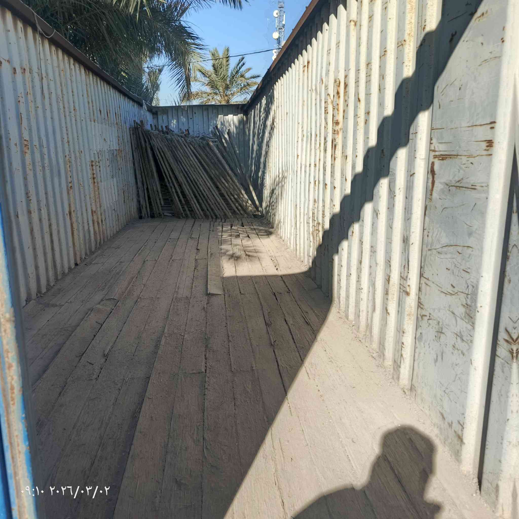 للبيع حاويات مفتوحا بدي لبيع *********** ل***********
