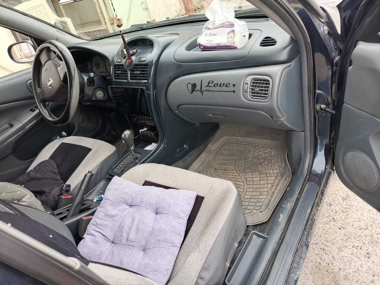 نيسان صني موديل 2007كير محرك شرط تبريد كلها شرط رقم نينوى دولي كابون بانزين السعر87وبيها مجال شي قليل *********** امراوس هم ترهم حسب القناعه
