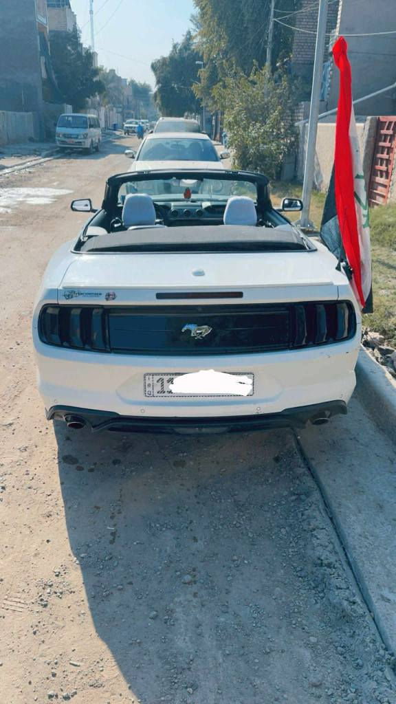 153 وبيهة مجال بيع سريع
موستنك 2020 كشف ايكو تيربو  فئه ال55 + بريميوم وديجيتال يعني فول الفول

كير مكينه تبريد شواصي لغود كشف كشنات غرفه تحويل غرامات كله كفاله
حجم المحرك 2.3 T
4 سلندر
بصمه - بصمة بيبان 
شفتات بالستيرن
ناقل حركة أوتوماتيكي 10 سرعات
• دفع خلفي RWD
‏Apple CarPlay / Android Auto + ب شاشة لمس كبيرة
• مقاعد جلد مدفآة ومبرّدة
• نظام دخول ذكي + تشغيل عن بُعد
• نظام صوت قوي
عدادات متغيره حسب نظام القيادة 
حساسات 
رادارات 
تحديد مسار 
شاشه 
بصمه
 كاميرا
 تشغيل عن بعد
 عدادات متغيره
 دشبول دجتل بس الدشبول ب2000 دولار بلاد
كشنات تدفئه تبريد 
اشاره بالمري
ترحيب علامه الموستنك 
 3 مودات قيادة (نورمل – سبورت – سبورت بلس)
 3 مودات ستيرن (كمفورت – نورمل – سبورت)
 نظام الصوت بريميوم 
لحيه اماميه
سبايدر بلاد خلفي
حلوك صالنصه
رقم بغداد انكليزي مميز بأسمي 
جاملغ وبنيد امريكا وهنا جامرلغ 
مكان السياره بغداد بغداد, العراق


**إذا كنت صاحب هذا الإعلان وتريد حذفه لأي سبب، رجاءا أرسل رسالة إلى الدعم الفني**