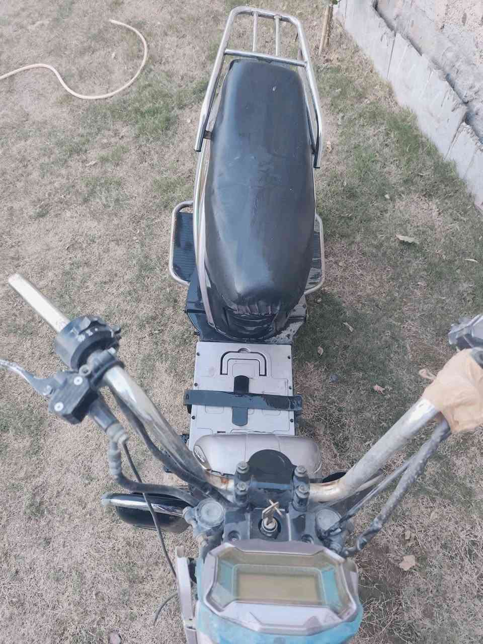 دراجة هارلي شحن نظيفة بطاريت ٥ قبل كم شهر شاديهن سكليتر ما بيها ويراد ترتيب كهربائيات سعر ١٧٠ وبيها مجال مكاني بغداد بوب الشام


**إذا كنت صاحب هذا الإعلان وتريد حذفه لأي سبب، رجاءا أرسل رسالة إلى الدعم الفني**