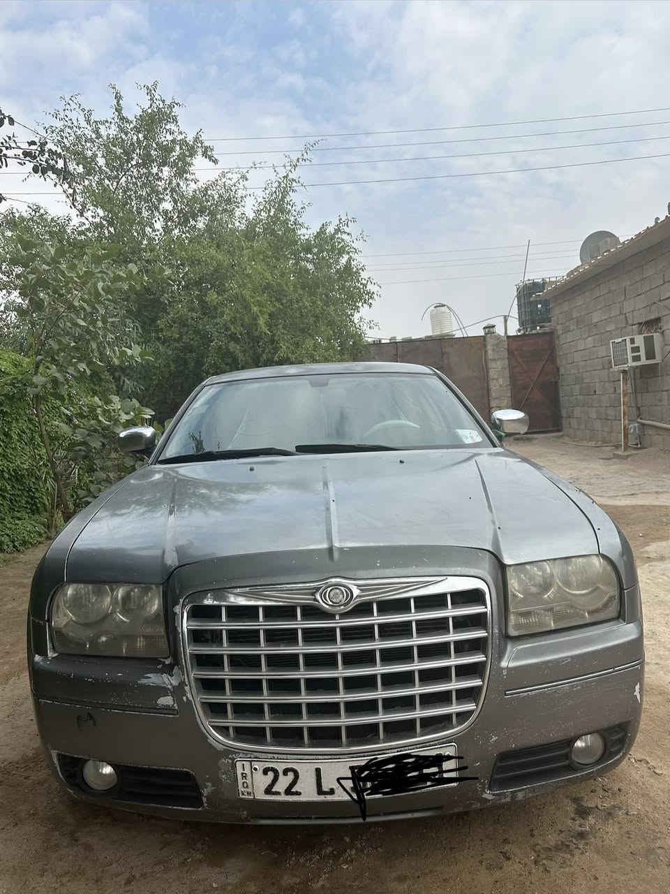 السلام عليكم اوباما موديل2007رقم اربيل راعيها بالنجف يريد تحويل مكاني بصره زبير سياره خير من الله مكينه وكير مكفولات السياره وارد كندي بيها صبغ اثر جراد 
تواير توني شادهن حداديه هم توني مسويها
رايدها ب95وبيها مجال الهاتف***********
