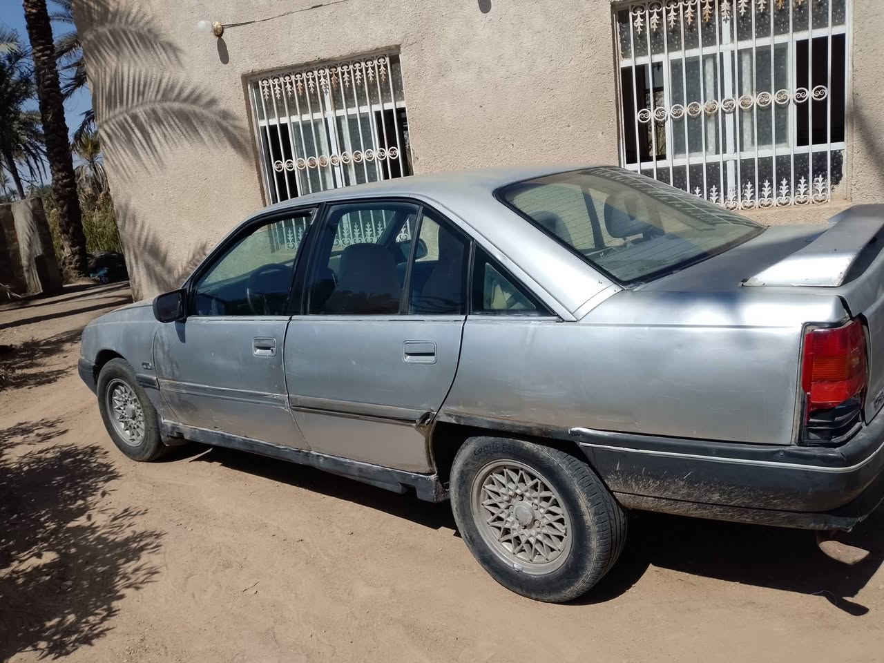 سلام عليكم  عمي وينهم جنايت اوبل اوميكه بيع مستعجل  نضيفه موديل 88 مكينه وكير وكسن كله جديد كهربائيات جديد سيره السعر 15  نضيفه ترايك وين ما يعجبك المكان ديوانيه امكلف بنشر الرقم الهاتف ***********
