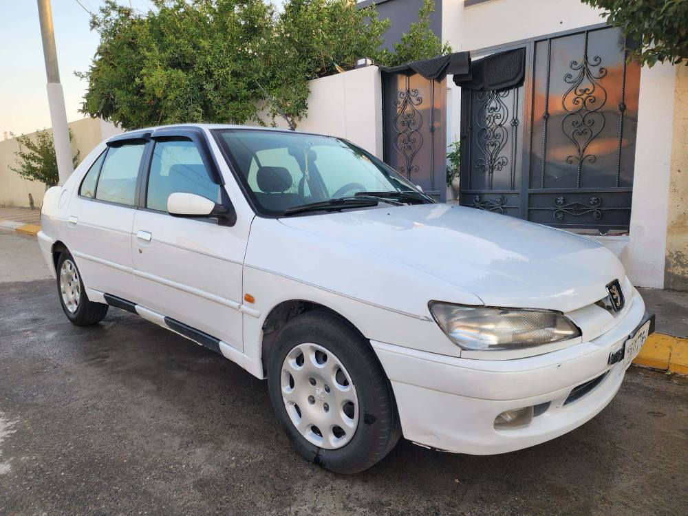 مەكینەو گێڕ بەشەرت
جام پێشەوەی كارەبایی
قفڵ مەركەزی
باتری نوێ یە
چوار تایە نوێ
ناوی گاعی جلد كامل

تێبینی / 
ئاڕمەكەی ون بوە و كتابی ون بونەكەی بۆ كراوە و هیچ گرفتێكی نیە  ، بەشەرتی ڕێگەپێدانی مرور دەیفرۆشم
  

شوێن چەمچەماڵ

بۆزانیاری زیاتر پەیوەندی بكەن یاخود نامە بنێرن بۆ

***********
واتس ئەپ 
ڤایبەر
22وەرەقە السليمانية, العراق
