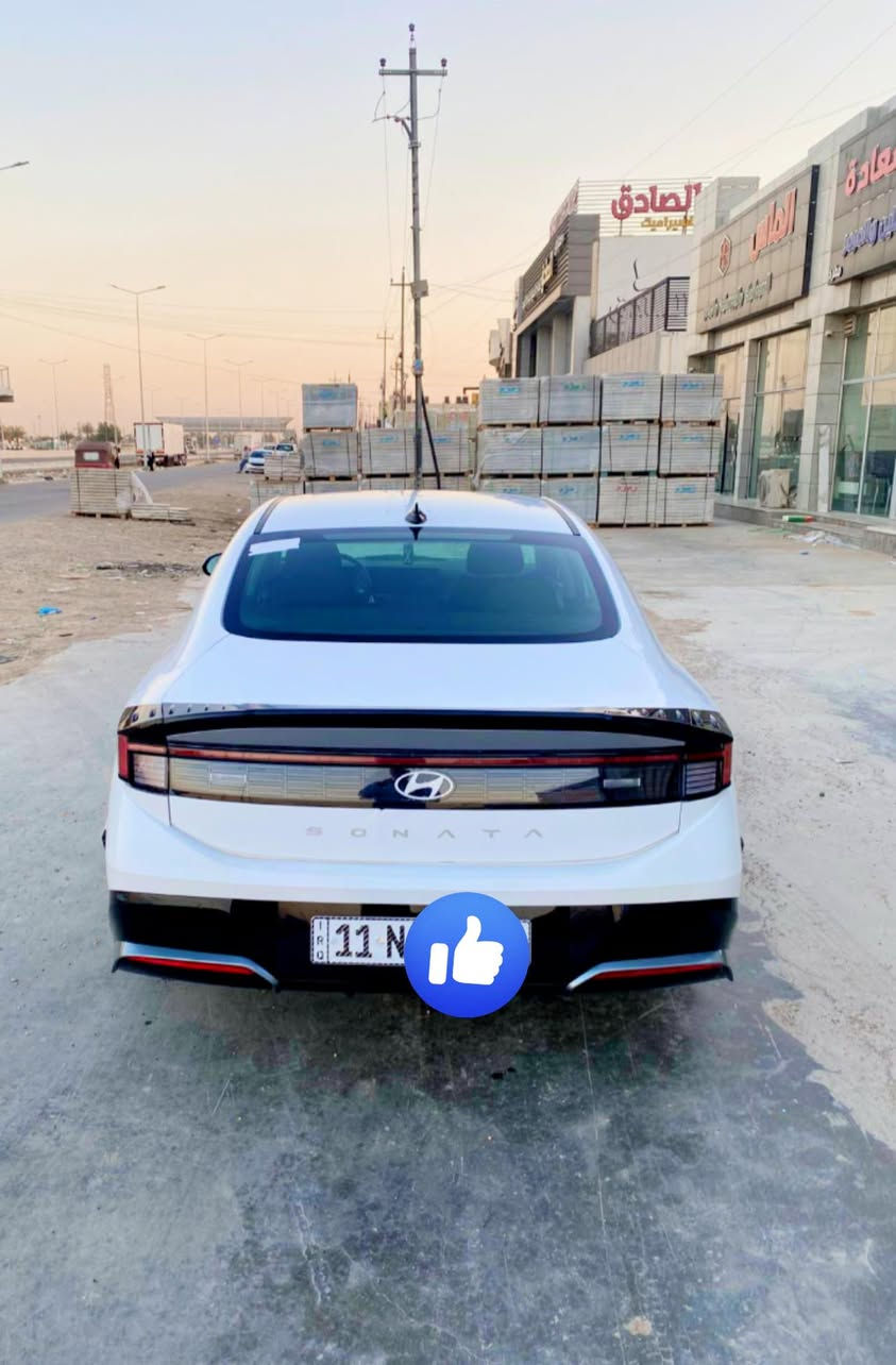 السلام عليكم
هونداي سوناتا وارد امريكي موديل 24 
السياره دخول جديد حادثها قبق صدوك بدون صبغ فقط بارد 
وبدون ايرباك 
مواصفات فول عدى الفتحه 
ماشيه 38
مكينه 2500
كير مكينه بشرط 
السياره جديده بالعافيه ع التصير من نصيبه 
مكانها الشعب 
السعر 21 وبيها مجال
للاستفسار ***********
