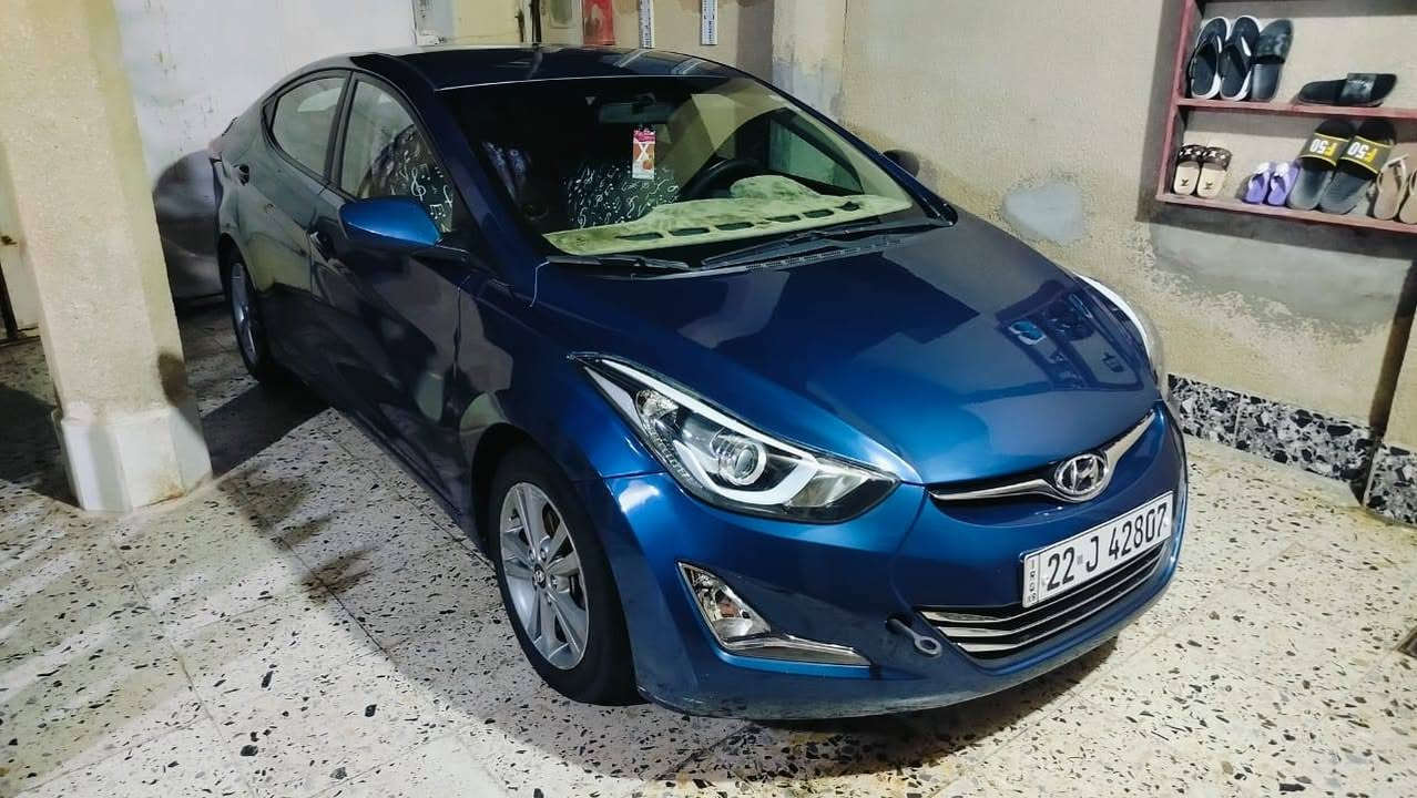 سلام عليكم النترا وارد امريكي
نص فول موديل 2016 رقم اربيل 
هزه سنويه جديد 
محرك 1800دوش كير محرك مكفول صدر جديد تخم تاير 
سونار مرفق بل منشور 
العنوان بغداد ابوغريب 
رقم الهاتف ***********
سعر 110وبيهه مجال
