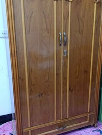 لبيع ب١٠٠ زوايا الرقم ٠٧٧١٨٣٥٢٥٤٠