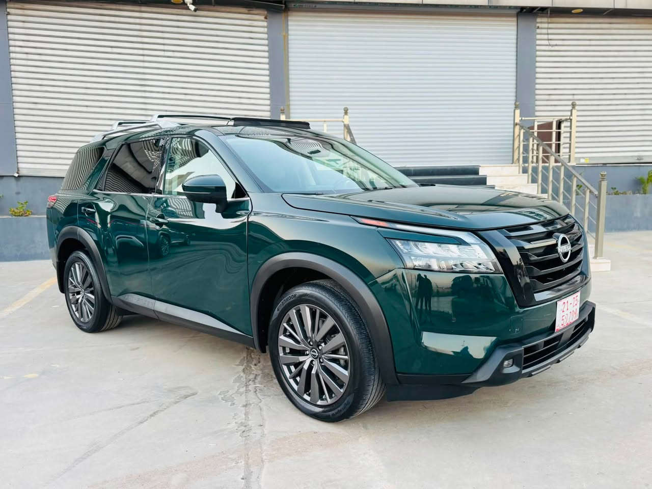 Nissan Pathfinder SL 
نيسان باثفندر SL فول مواصفات
موديل  2023
محرك 6V    3500 
عداد المسافة 34  الف 
سقف بنوراما 
رادار امامي (تحديد مسار)
رادار جانبي (نقاط عمياء)
رادار خلفي (تحذير من الاصطدام)
كاميرات 360°
كشنات جلد
كشنات خلفية تدفئة 
كشنات Vip
بردات خلفية
شاشة كبيرة لمس+كاميرا
جامرلغ سائق صبغ 
باب شبر تعديل بارد
ارباك سستم 
تترقم شمالي شرط الترقيم
السعر//  245 مجال بسيط
عنوان  كركوك 
***********

