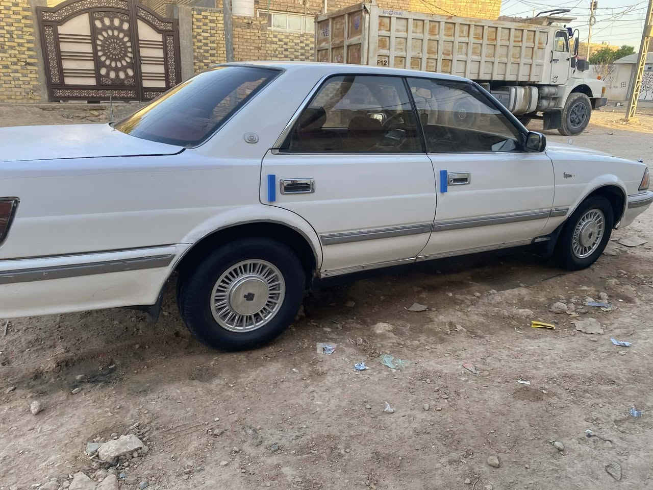 سوبر هارتوب على بلاد موديل 1990 أيسر ابلاد رقم بغداد دولي هزة جديده سنوية جديد اراقم جديدة محرك VVT جديد كير جديد تبريد شغال ثلج تخم تاير جديد السيارة بيه تراي يخبل البصرة السعر 45 ورقه وبيه مجال رقم ***********
مكان السياره ب الديوانية المركز
