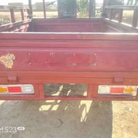 ستوتة • ١٨ • أحمر