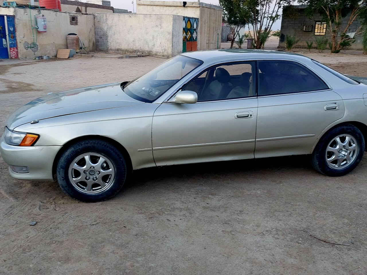 سلام عليكم مارك للبيع مكصوصه جنطه محرك بيه تبخير بسمي رقم نكليزي سعر42وبيها مجال   الهاتف *********** مكان الزبير
