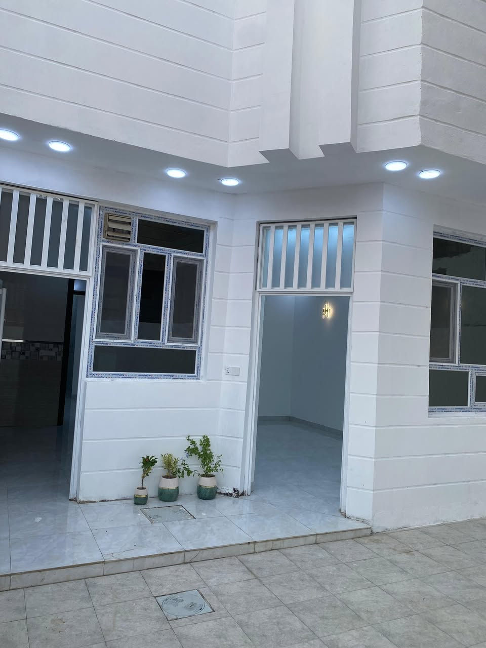 🏘️دار للبيــــــــــــع (مسكون حالياً)
فـٓــــي الصحـــــــــة خلـــــــــف المدهــــــــــش
_________________
المساحـــــــة // 140م
_________________
🏗️🧱#البنــــــــــــــاء 
غرفـــــــــــة وصالــــــــــة وهـــــــــــول ومطبـــــــــخ ومجمــــــــع صحيـــــــــــات وطارمـــــــــــة ...

__________________
____________💲
السعــــــــــر 145  مليـــــــــون ممگـــــــــن تفـــــــــاوض
____________💲
__________________

#مكتـــــــــب
         🏗️🧱أمــــــــلاك بابــــــــل للعقـــــــار🧱🏗️
#الكائـــــــــن
   شارع_الكرامة_قرب_الضريبة_مقابل_التخطيط_العمراني
          ***********📞☎️📞***********
_____________________________________________
