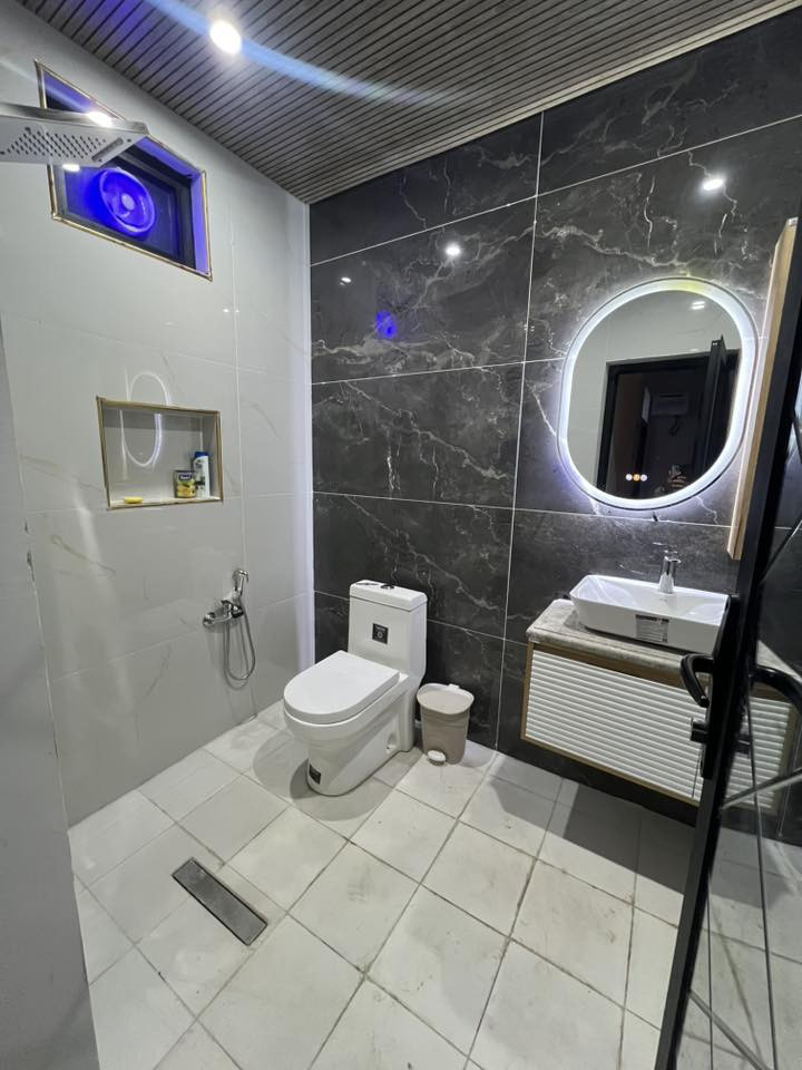 شاليه للايجار التجاري الشهري في الدورة هور رجب للتواصل مراسلة واتساب ***********
