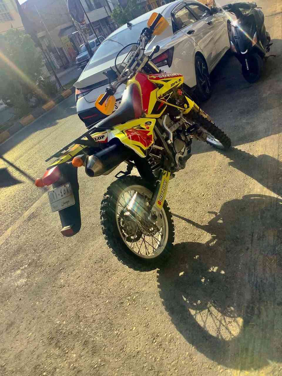 سلام عليكم قفاز ياباني مكفول ماطور احلا من صوربلحقيقه مكينه ٤٠٠ ماطور اصولي بلاسم يندار رقمه ميسان مكان دراجه كوت مركز مدينه خوان مامتواجد على فيس هذا رقمي ***********
