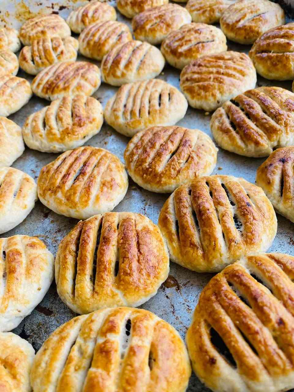 مساء الخير بنات حبيت ابلغكم الحجز عله الكليجه من هسه مفتووووووح ////يوم ١٥/٣  اسددددد الحجز ❤️
لا تجون قبل العيد تجن تورطني واني راح استلم عدد واقفل حتى اشتغله بطريقة مرتبةو حلوة ع كيفي اكدر اخلي حجوزات مفتوحة و شغل بسرعة شلون مجان بس اني اريد اشتغل شي مضبوط و اني معروفة بالكليجة الحمدلله كل يطلب ياخذ مرة ثانية كيك و كليجة وهذا فضل من رب العالمين الحمد لله والشكر لله على هاي النعمة و محبة الناس الي و لشغلي 
العنوان الديوانية مركز المدينة
سعر الكيلو ٦ الاف ❤️❤️❤️❤️❤️
🌹🌹


**إذا كنت صاحب هذا الإعلان وتريد حذفه لأي سبب، رجاءا أرسل رسالة إلى الدعم الفني**