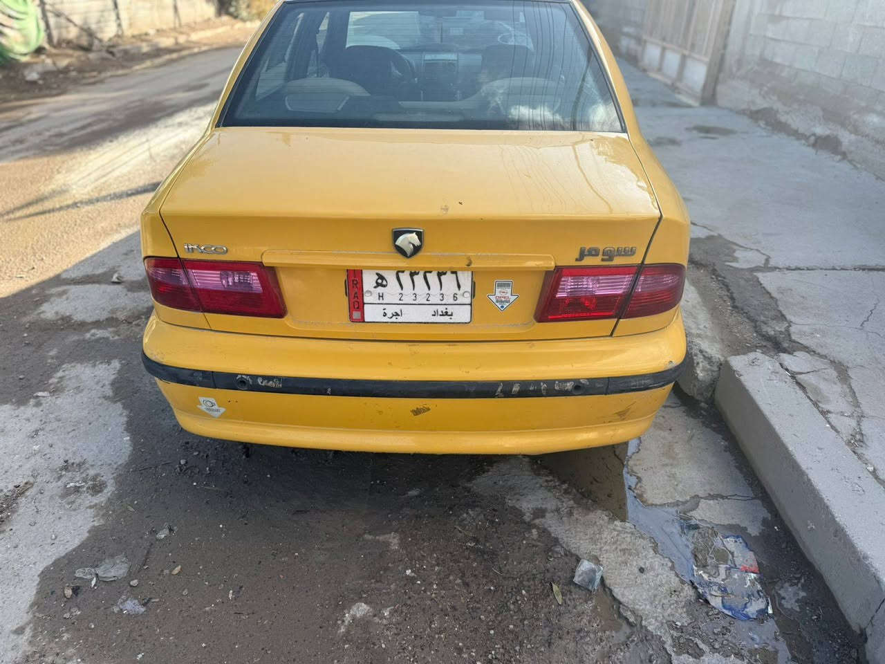 سلام عليكم سياره سمند ٢٠١٧ سياره حلوه وكاعده مصفره هيه وغرامات. حادثه طخه زغيره بل جنطه ومعمره. الشراي يتصل ***********  السعر ٤٨ وبيه مجال حك الجيه
