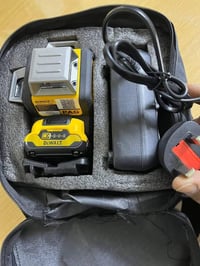 ديولت • ليزر • ١٢ فولت