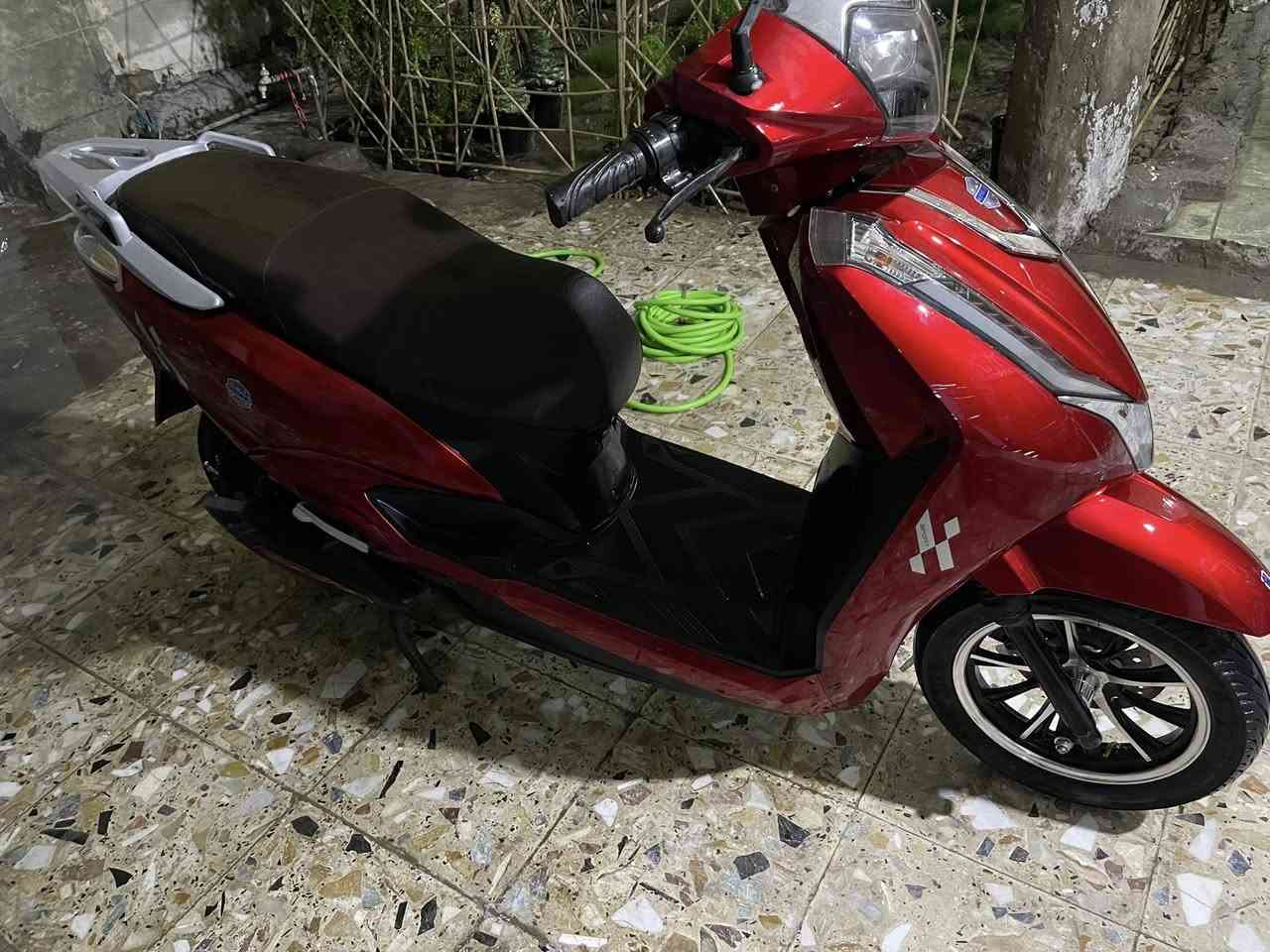 سلام عليكم شباب هوندا ليد دراجه شحن البيع   دراجه عالميه الله شاهد  كلها كامله مكمله كل نقص وعيب مابيها امانت الله  تجي مواصفات عالميه
 
النو ع هوندا ليد 
البطاريات 6 دبل
التحويلا ت1.2.3.4
السرعه110 
تشغيل عن بعد 
جهاز انذار السرقه 
 +قفل بصمه 
بصمات 2
سويجات 2
وصل شراء موجود 
لونها كلش مميز 
كشن سياحي  VIb
دبل اشاره 
نضام ABS
نضام USB
دبل اشاره 
طارات جبلي 
بريكات دسكات دهن 
أطارت جوبلس 
لدات اماميه وخلفيه 
اسطابً لايت 
شاحنه ذات شحن سريع ويقاف ذاتي 
اشاير رباعيه 
سعر 1250
او اروس دراجة اباجي 
اي استفسار واتساب

***********

مكاني بغداد
