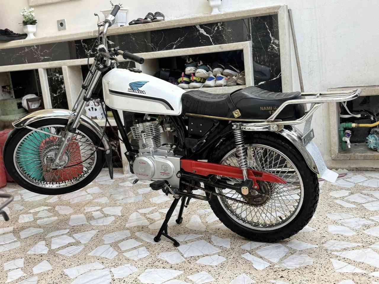 ‏سلام عليكم شباب مطور تايكر الفين و 2020
جاهز مجهز كلشي ما يعوزو  نضافا كدام لعين  محرك صافي لا صوط ولا شي السعر 475 عنوان موصل يرهم مروس هم توصل عل خاص عل رقم موجود (***********
***********
