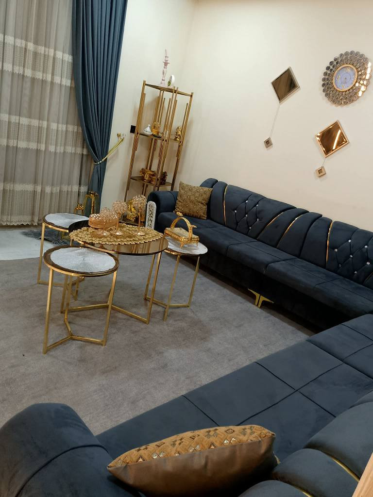 تخم ديوان 7متر للبيع اخو جديد شرط نظافه تفصال مستعمل شهر شراي يدخل خاص اويتصل *********** كركوك, العراق
