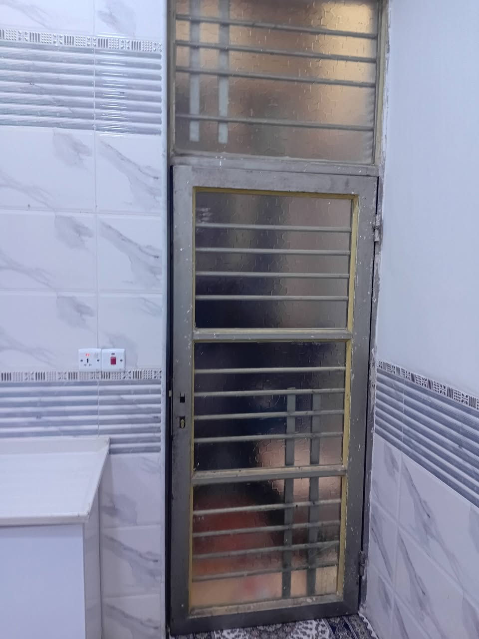 سلا عليكم بيت للبيع المساحه ٨٠قاطين معزول يرهم ستثمار سند ٢٥طابو صرف زراعي العبيدي كاع ابو علي دراجي العبيدي شارع عشرين سعر ٥٥ رقم ***********
