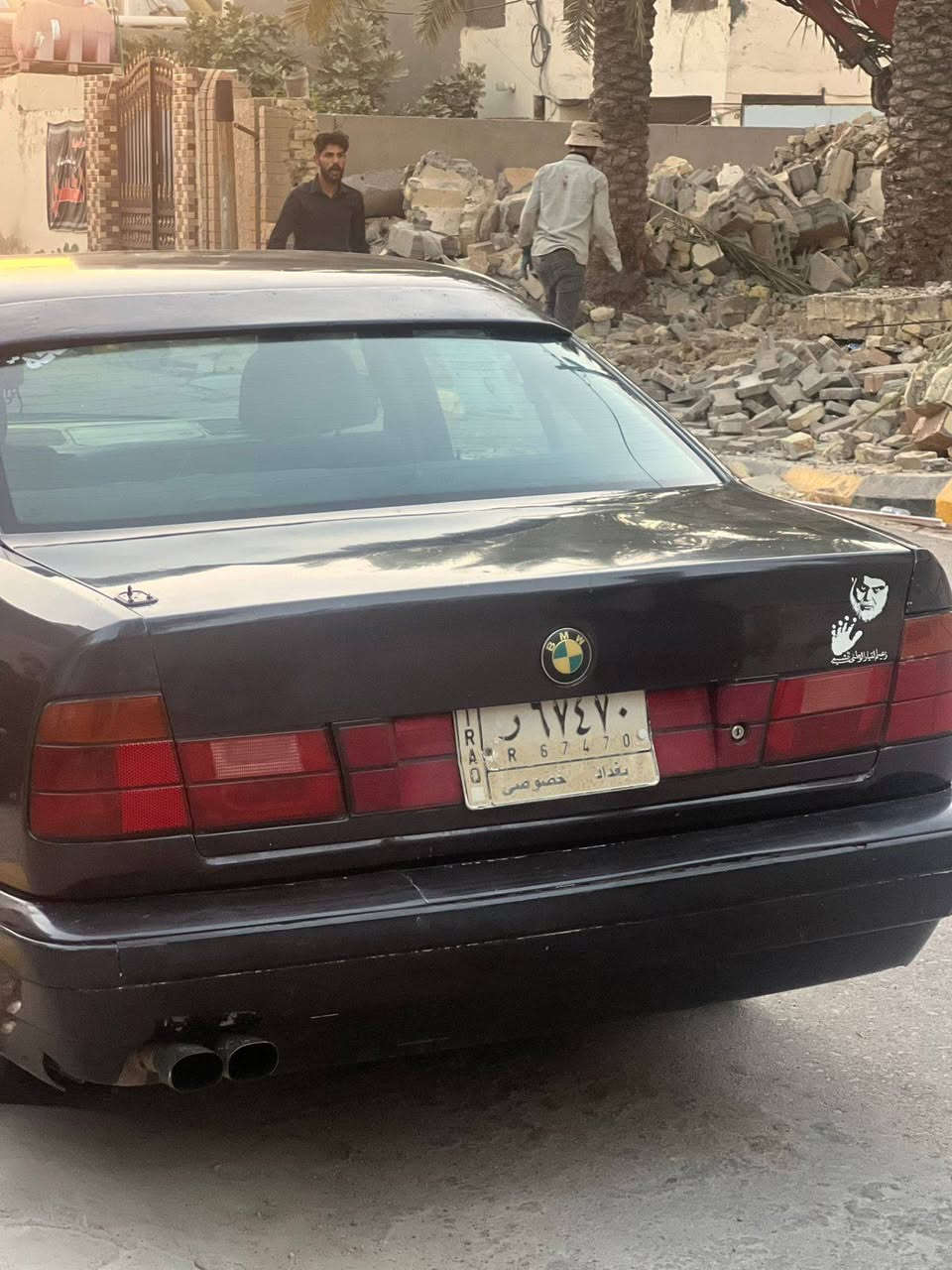 السلام عليكم شباب بي ام 535محرك بلادي سيارة نضيفه وحلوة حداديه تخم تاير تبريد موشغال سعرة ٤٨ وبيه مجال قليل مكان واسط الكوت قضاء الحي رقم صاحب السيارة ***********
