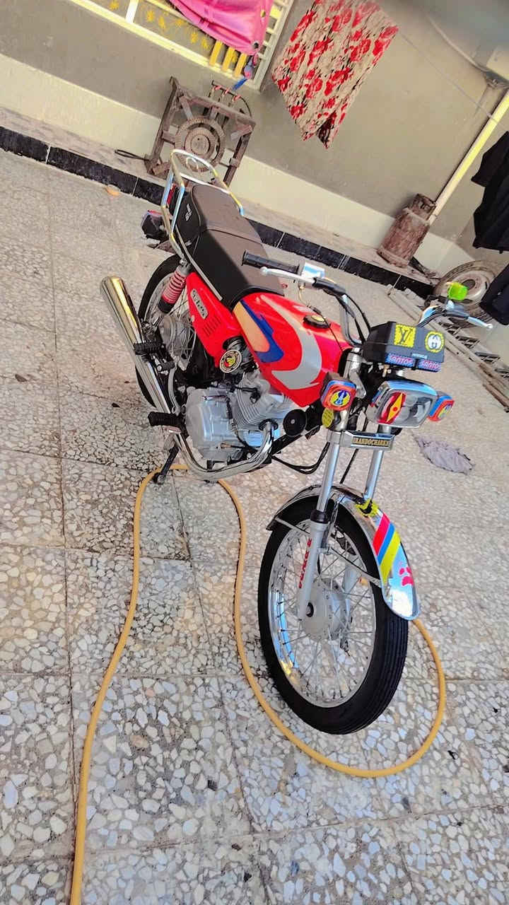 ربع كير البيع موديل 23 سكنر دراجه برغي ماعايزه مثل البصوره مكينه جديده سعر 650 رقم ***********تريد واتساب موجود تريد علخط.  مكان نجف رضويه
