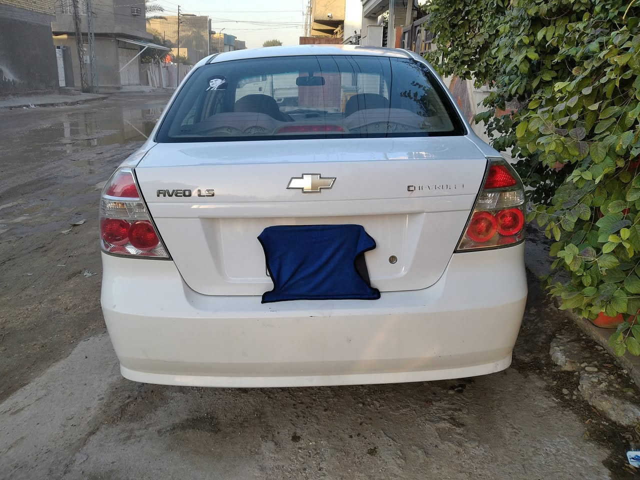 اللهم صل على محمد وآل محمد
افيو خليجي موديل 2011 رقم قادسيه ألماني كير اوتوماتيك جام كهرباء داخل قطعتين مكفوله من الصبغ والتبديل والضربه فقط صبغ دعاميه خلفيه وتكحيل بسيط بالباب مكينه وكير وحداديه وتبريد وكهربائيات كلها ممتازه 

السياره بالحله مركز المدينه 

السعر 83وبي مجال قليل 

م.***********
