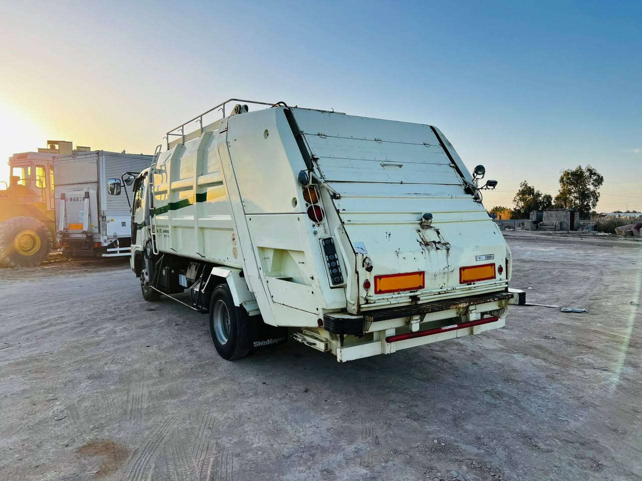 اللهم صل ع محمد وآل محمد 👍🇮🇶🇮🇶
هينو انكر ابو الشفه  كابسه نفايات كبسه 10 مكعب 
مكينه 6 سلندر بم ونوزل دخول جديد 
 معرض النصر / قضاء النصر / ذي قار 
***********
***********
