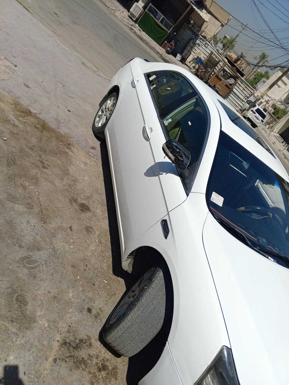جيلي امكراند C8
محرك ميتسوبيشي المرغوب والاقتصادي  لوك ويشتغل على بانزين عادي بدون مشكلة مكفول
كير اوتو  وسبورت مكفول
شاشة ايباد وكاميرا خرائط ويوتيوب
موديل 13
قطعتين صبغ فقط والباقي مكفول
كونترول 4 جامات كهرباء واوتو
سلايد شغال كهربائي
قفل مركزي ونظام سرقة
لايتات زينون واوتو وبك لايت ليد
كشنات جلد
تبريد مركزي امامي خلفي ثلج وتحكم بيانو وشاشة
السعر 59 وبيها مجال بسيط‏‪
عنواني بغداد الدورة ‏‪***********
