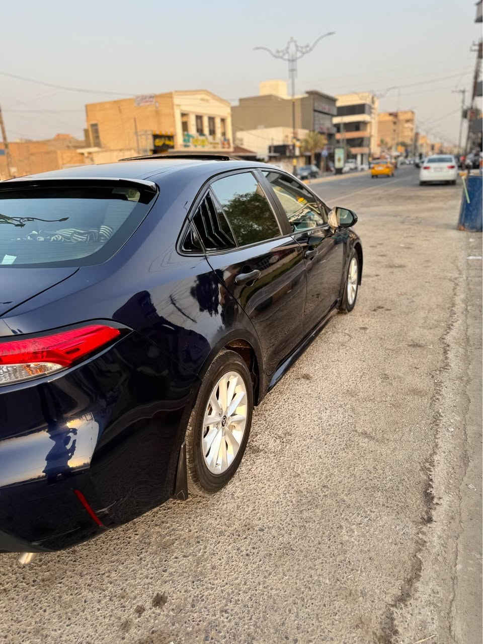 كورلا موديل 2020 
فئة LE محسن تجي فول مواصفات خاصة 1/1
‎مكينة ١٨٠٠  
‎مواصفات: تدفئة كشنات - تدفئة ستيرن - هيترات بالمري الجانبية - شحن لاسلكي - ويل كب بلادي-فتحة سقف-بصمة تشغيل-وبصمة  ابواب- هاندبريك بصمة-اوتو هولد-ترحيب ذكي عند الاقتراب-
‎-رادارات امامية - رادارات جانبية -قيادة ذاتية -نظام تتبع المسار 
اوتو بريك-كاربلي 
ماشية 86,000 
السيارة ما يحتاجلها اي مصرف السيارة بدون صبغ بيها باب مبدل بلادي نفس اللون فقط 
وموضحة گدامك بالصور 
السعر 158 وبيها مجال او ترهم مراوس بعالي 
مكان السيارة (تكريت) تكريت, صلاح الدين


**إذا كنت صاحب هذا الإعلان وتريد حذفه لأي سبب، رجاءا أرسل رسالة إلى الدعم الفني**