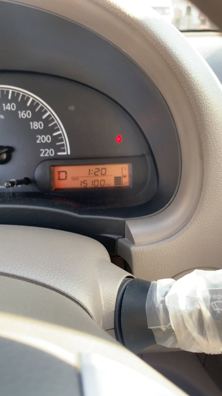 السلام عليكم سني للبيع موديل 2025 زيرو 15 الف ماشيه تحويل مباشر مكانها بغداد رقم شمالي السعر 128$ اوبيها مجال بسيط رقم الهاتف ***********
