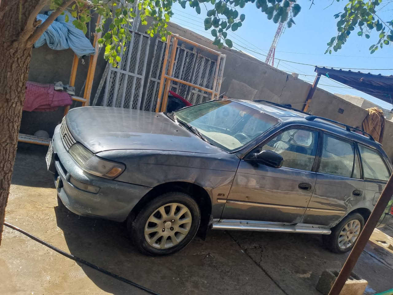 كورلا موديل 95 مكينه وكير عادي بلاد
السعر 33 البصره ***********
