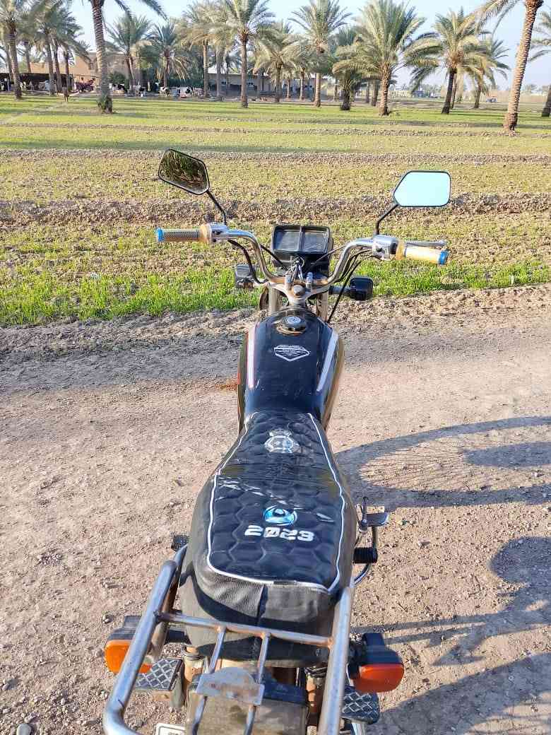 سلام عليكم تايكر موديل 23نضيفه مكاني اللطيفيه جنوب بغداد يم جسر سابع سعر 400وبيها مجال اوراق  عمر سالم شراي يتواصل ويه صاحب دراجه مكلف بل نشر


**إذا كنت صاحب هذا الإعلان وتريد حذفه لأي سبب، رجاءا أرسل رسالة إلى الدعم الفني**