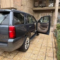 تاهو ١٩ وارد امريكي فئة lt ضربتها جهة السايق مصبوغة البني بي جراد ماشي...