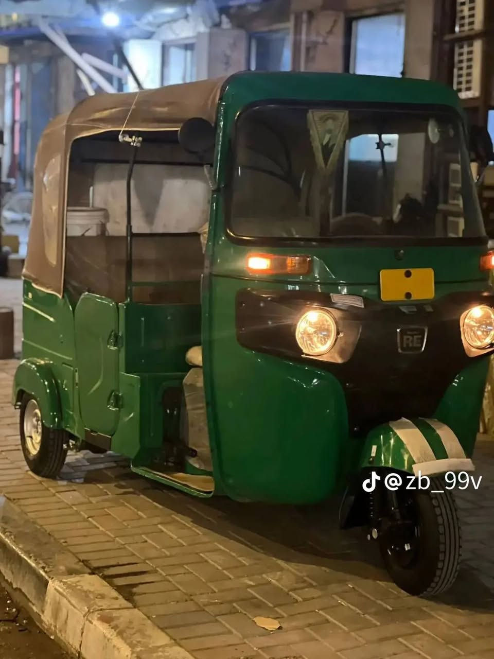 سلام عليكم شباب تكتك لبيع مديل 21شعر 12 كفاله عامه  وكينه مكفوله لاتبخير ولا تنقيص  وتكتك شوف عينك ‏‪***********‬‏
