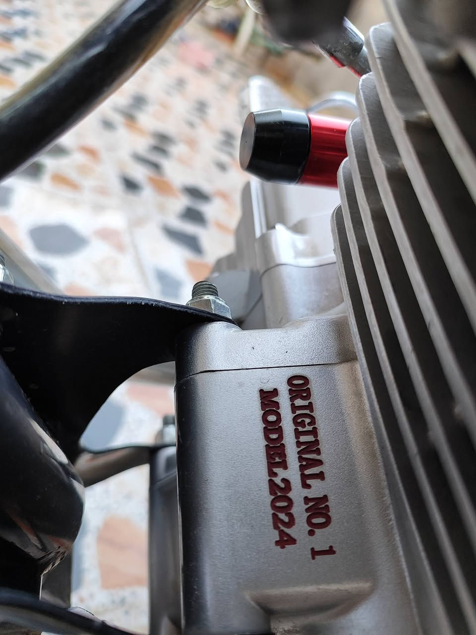 دراجه نضيفه مكفوله وياهة منفيس موديل 24 محرك اخرس كاتم مناقصهة شي السعر 775 وبيهة مجال مكاني رمادي التأميم رقمي ***********
