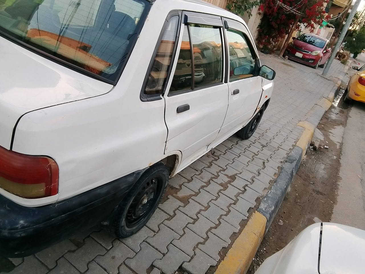 2012 للبيع رقم جديد بسمنه السياره تخم تاير كهربائيات باتري محرك حلوات السياره بيها نواقص بسيطه السعر 22 قفل مكاني كربلاء ***********
