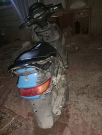 فراشه لبيع السعر 300 دراجه جاهزه من كلشي عوزه بس كفرات الرقم 078054929...