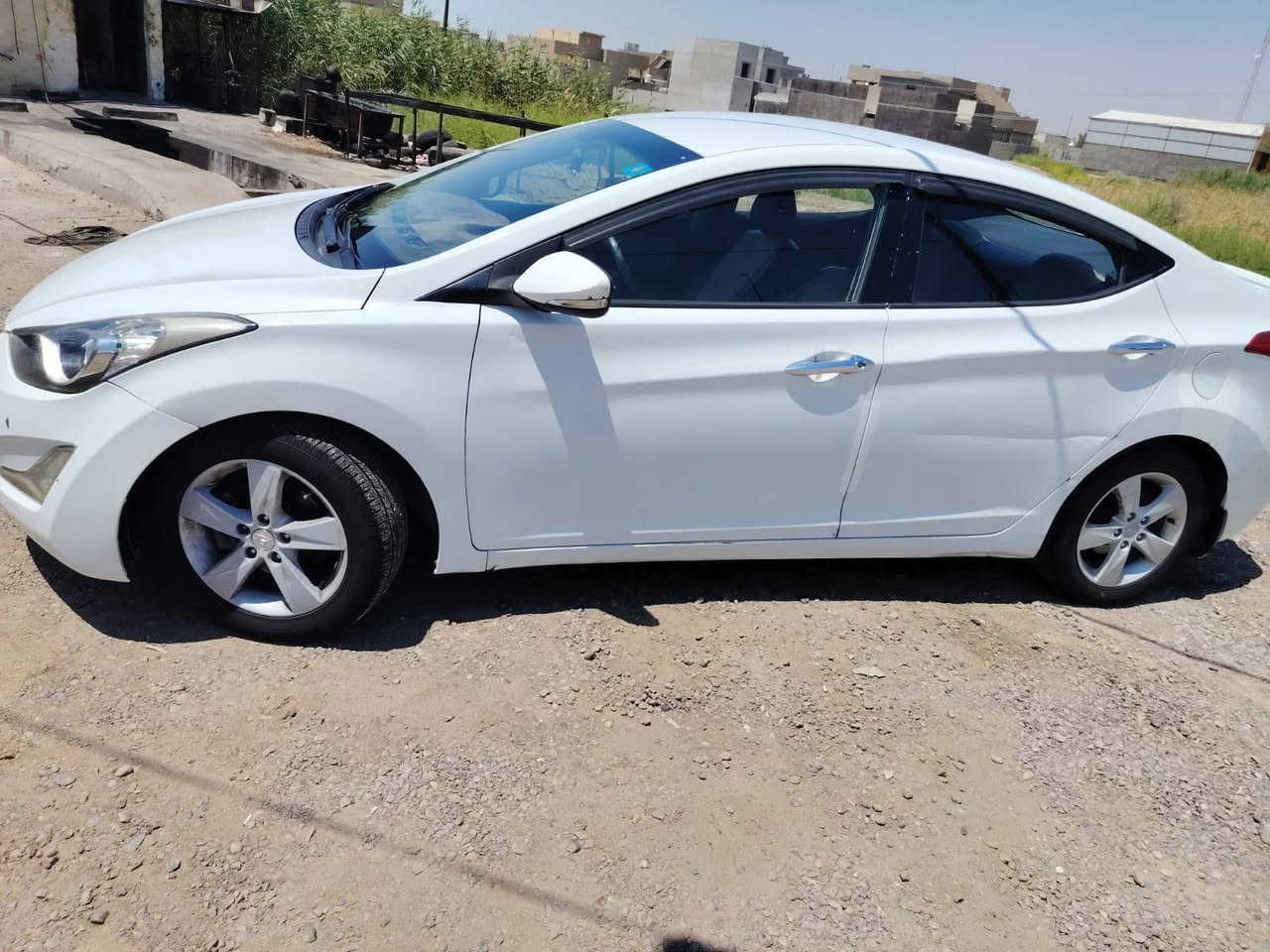 السلام عليكم جميعا
النترا موديل 13خليجي 
مكينة 1600 جديدة 
دكشن عالي بدون دونز  
تبريد ثلج  خير من الله 
رقم بغداد  
تخم تاير جديد 
ما متواجد على الفيس هذا الرقم وتواصل وياي 
‏‪***********‬‏  وتساب بي
