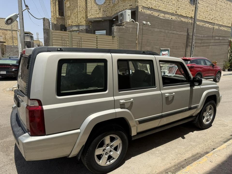 جيب كوماندر سياره جاهزه تبريد حداده كير مكينه كفاله دواخل جديده مكفوله من الضربه بيه شكم قطعه صبغ اثر جراد ترايك وين متريد موديل 2007 رقمها مميز بسمنه مكانه بصره الجمعيات مكينه 3700cc هاذ رقمي للتواصل *********** رايده ب 85 ورقه اوبيه مجال قليل كلش
