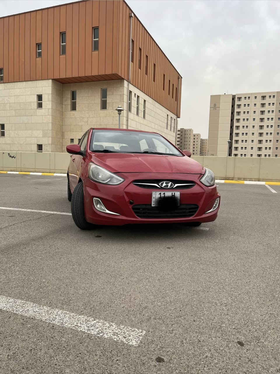 مرخصت الادمن
السلام عليكم 
اكسنت 2014 امريكي السياره جاهزه خير من الله مكينه كير 
رقم بغداد بسمنه 
حادث امريكا بنيد ومصلح بارد نفسه والسياره بيها بارد مثل مموضوح  بالتصوير ونص الباب الخلفيه مصبوغه والدوسه الجوها مثل مموضح بلسونار موجود بالصور 
صدر كامل من كلشي حتى درايم شفتات جديد خلفي و امامي كله وكاله قبل شهر شديته 
السعر 92$ ورقه 
مكانها بغداد / بسماية 
***********
