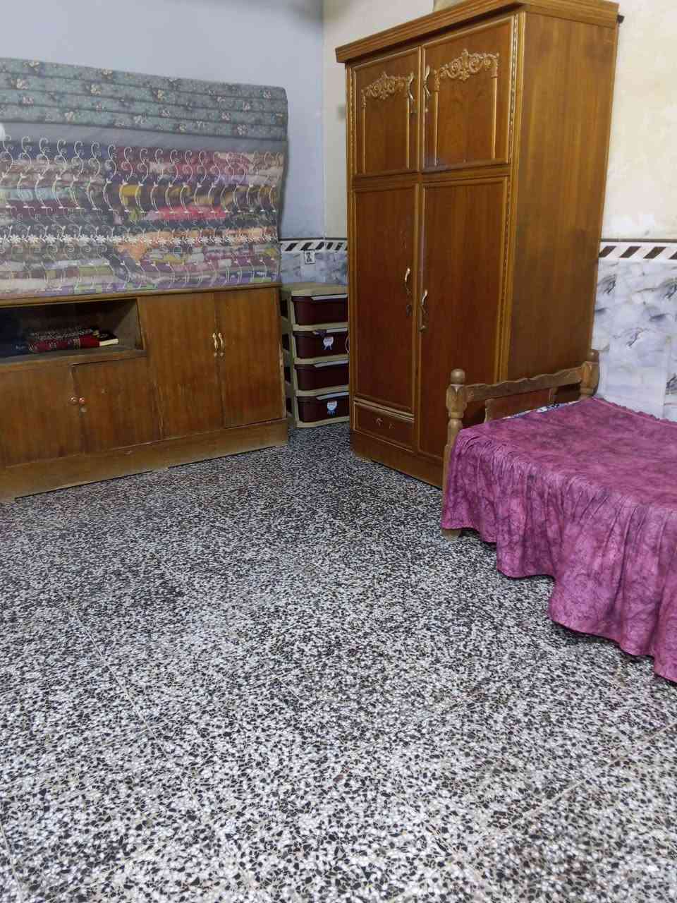 السلام عليكم بيت 100متر الزعفرانيه شارع الزهور الزراعي الوجها 5نزال 20/الستفسار عله هاذا الرقم ***********
