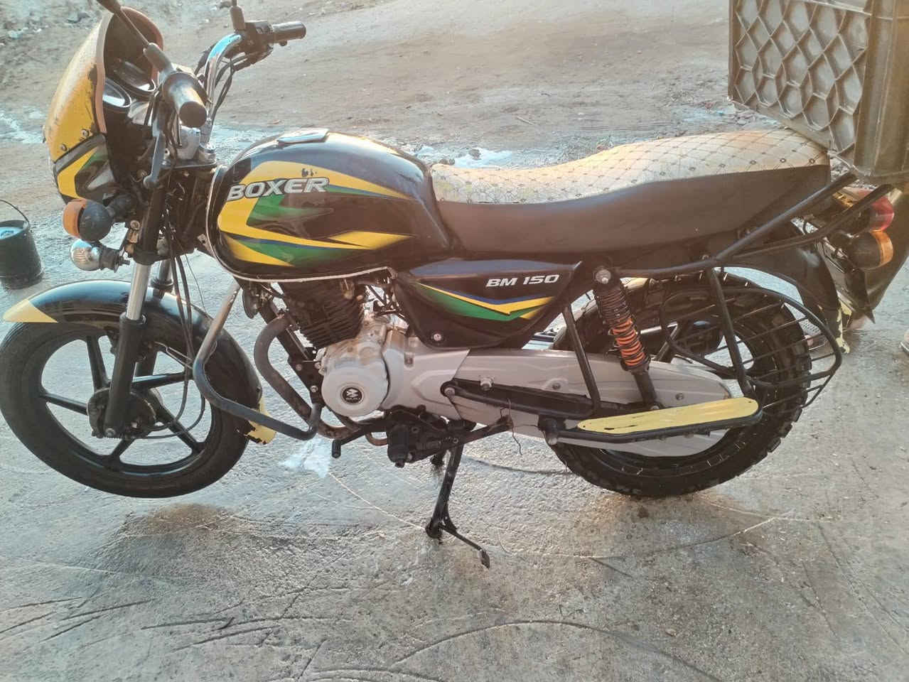 مرخصت الادمن دراجه فوسكر مكفوله سعر 600وبيه مجال محافظة بابل مكفوله دراجه ***********
