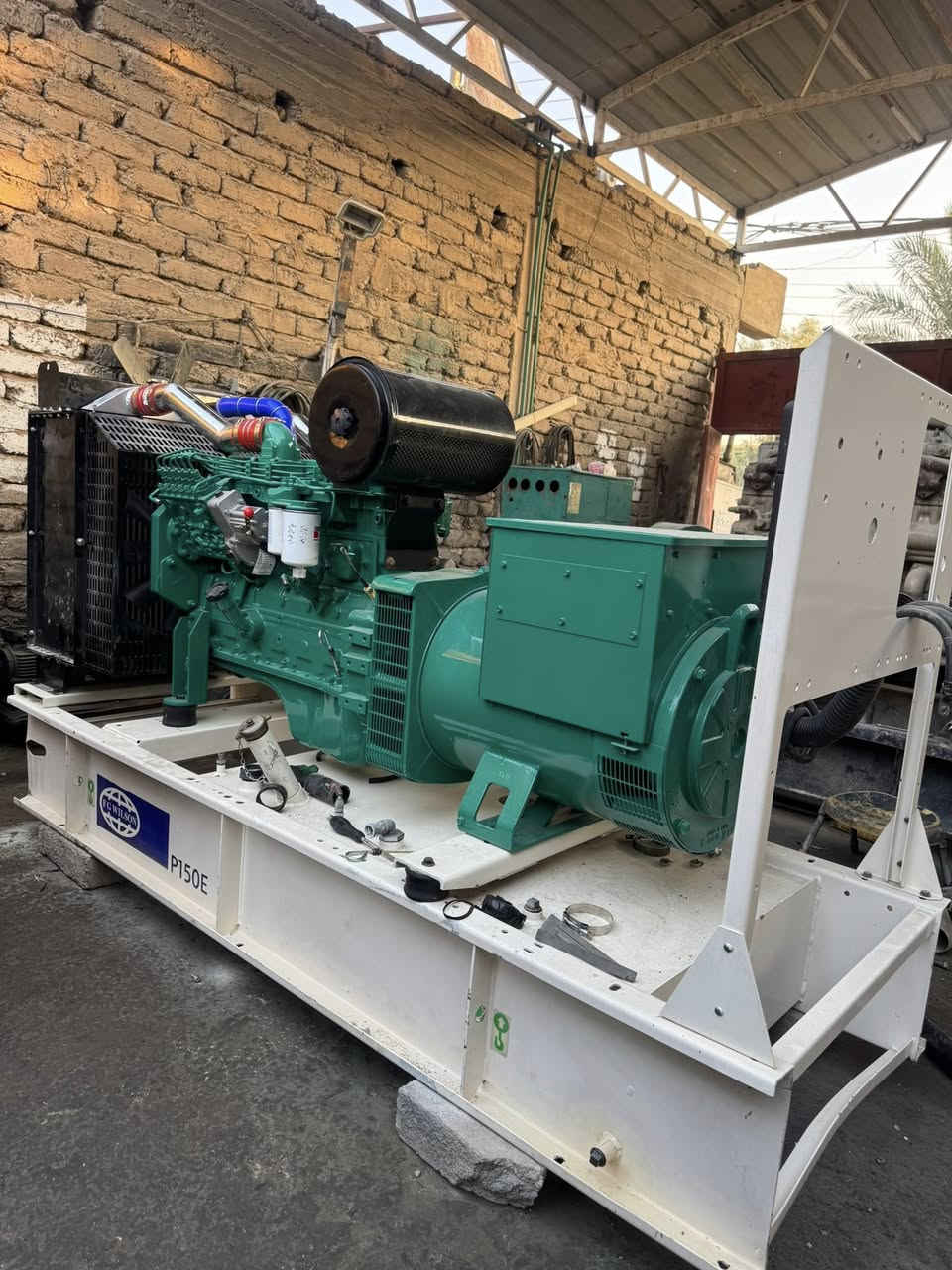 للبــيع مولدة نـوع كمنـز حجـم 102 اوربي 
تولـيد شركة اف جي ولسن فرنسي 
القدره 150 kVA
فول مواصفات فول حمايه 
للأستفسار ***********
سامراء
