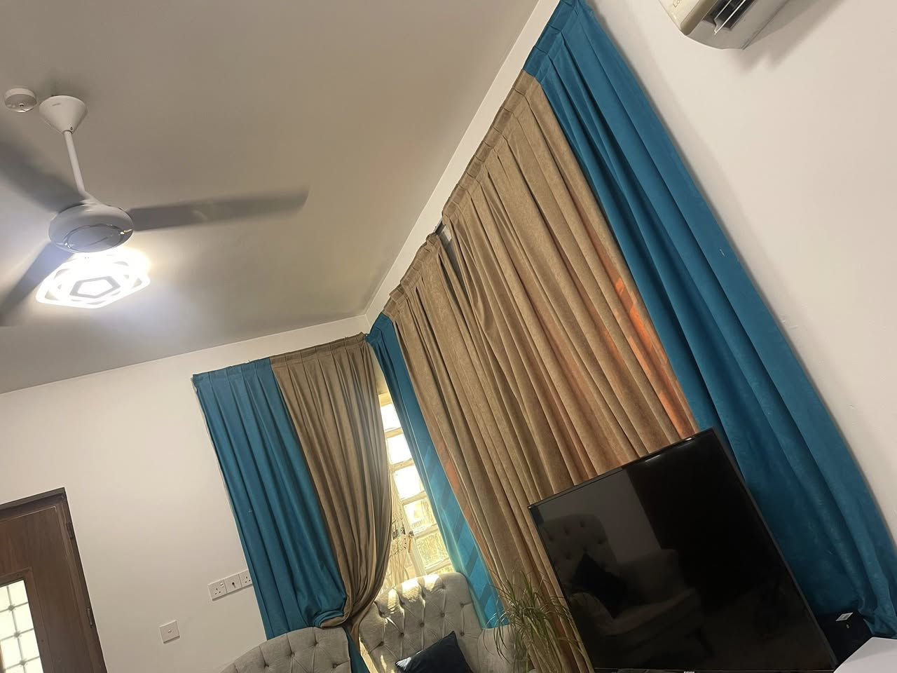 للبيع بردات ٥٠قنفات ٨مقاعد ٣٢٥دوشك نفرين طبي ٤٠مجرات ١٠


**إذا كنت صاحب هذا الإعلان وتريد حذفه لأي سبب، رجاءا أرسل رسالة إلى الدعم الفني**